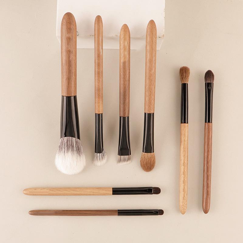 8pcs set of animal hair makeup brushes, eyebrow brush, eye shadow brush, blush brush, contour brush, brightening brush set
8pcs set of animal hair makeup brushes, eyebrow brush, eye shadow brush, blush brush, contour brush, brightening brush set