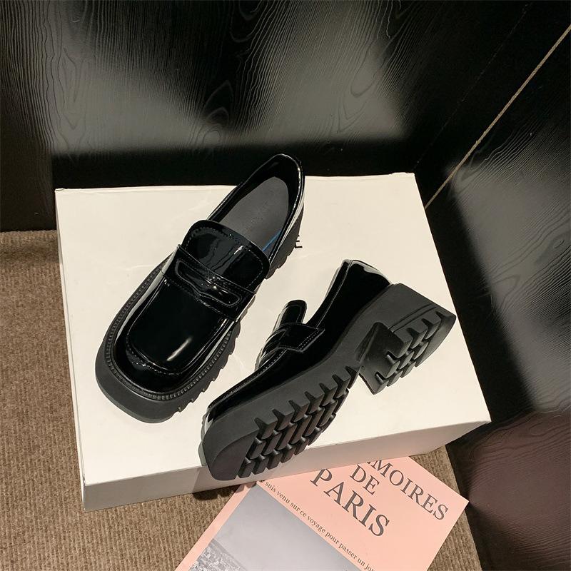 British Style Small Leather Shoes Women Spring and Autumn New Single Shoes Square Toe Leather Sponge Cake with Thick Bottom Loafers
British Style Small Leather Shoes Women Spring and Autumn New Single Shoes Square Toe Leather Sponge Cake with Thick Bottom Loafers