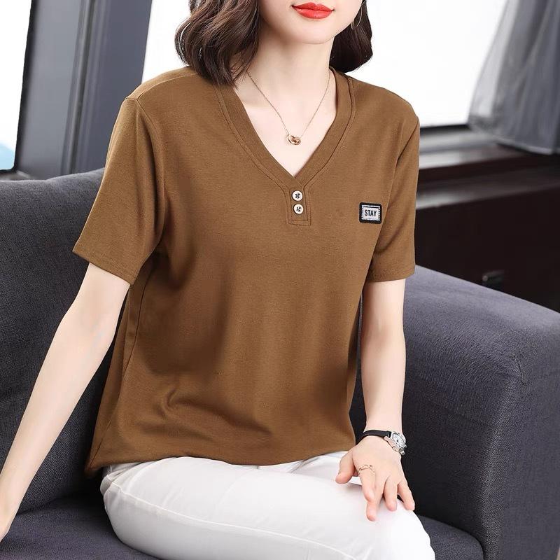Short-sleeved t-shirt women s summer new loose-fitting meat-covering and thin V-neck shirt fashionable summer top 4XL
Short-sleeved t-shirt women s summer new loose-fitting meat-covering and thin V-neck shirt fashionable summer top 4XL