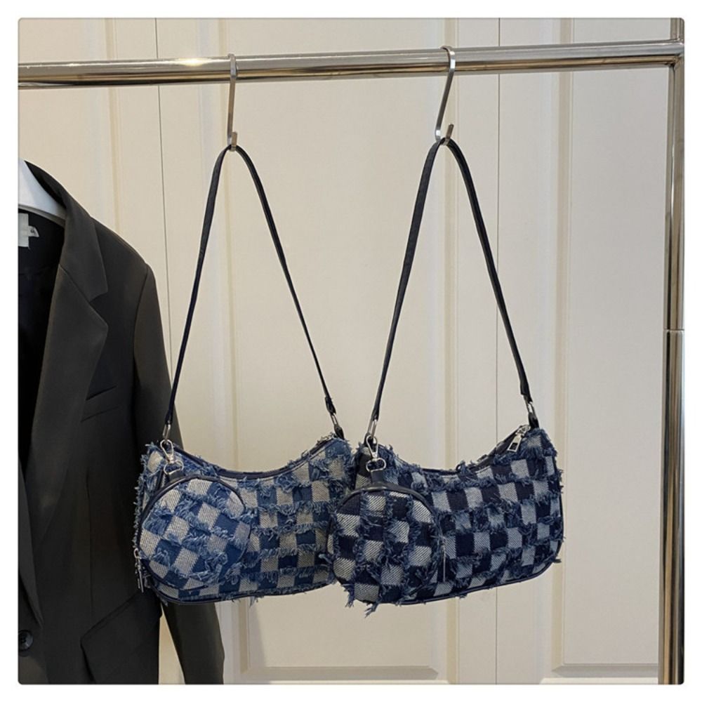 Tassels Denim Underarm Bag New Design Women s Handbag Fashion Single Shoulder Bag Lady світло-синій колір
Tassels Denim Underarm Bag New Design Women s Handbag Fashion Single Shoulder Bag Lady світло-синій колір