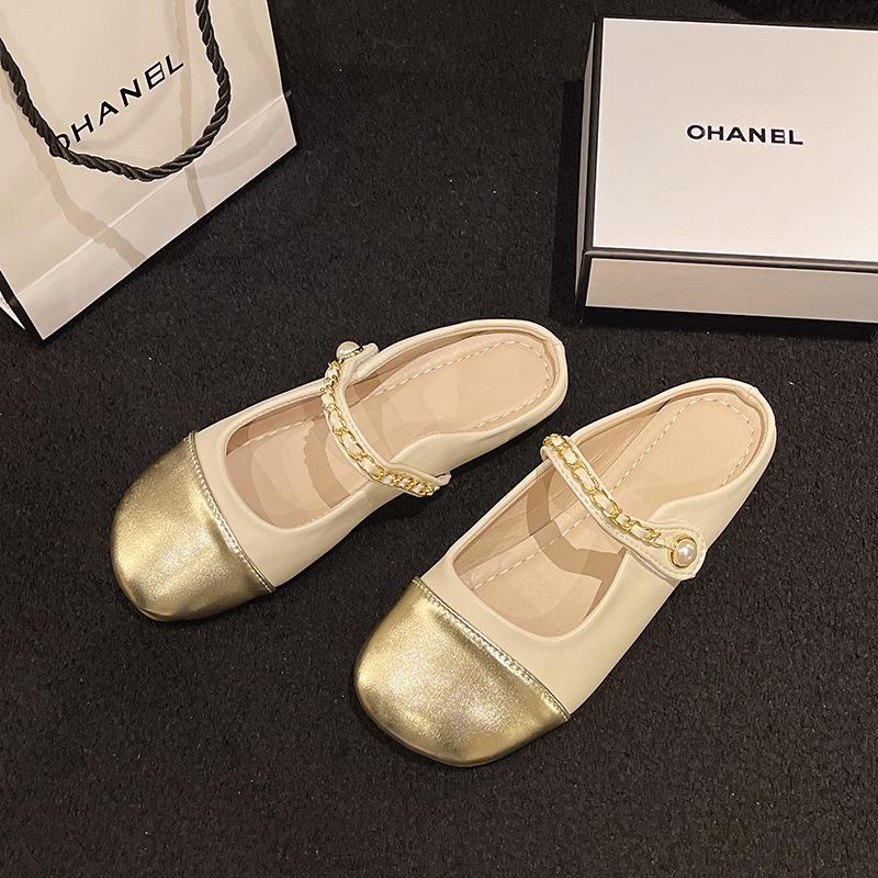 One word with bag head sandals women s summer new wear versatile Velcro small fragrant slippers women 35
One word with bag head sandals women s summer new wear versatile Velcro small fragrant slippers women 35