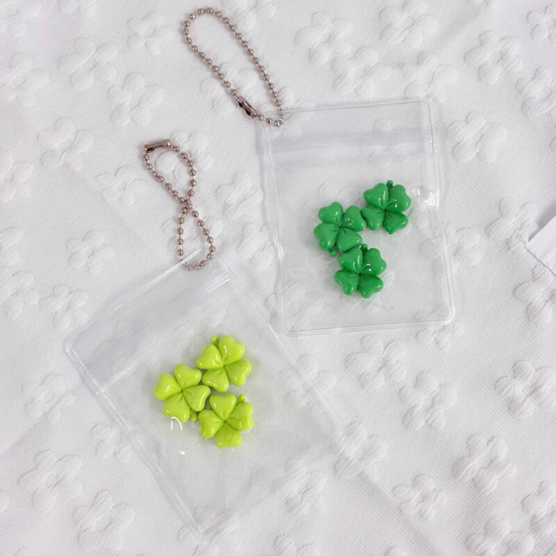 Zipper Bag Keychain DIY Four-Leaf Clover Opaque Parts (10 Pieces)
Zipper Bag Keychain DIY Four-Leaf Clover Opaque Parts (10 Pieces)