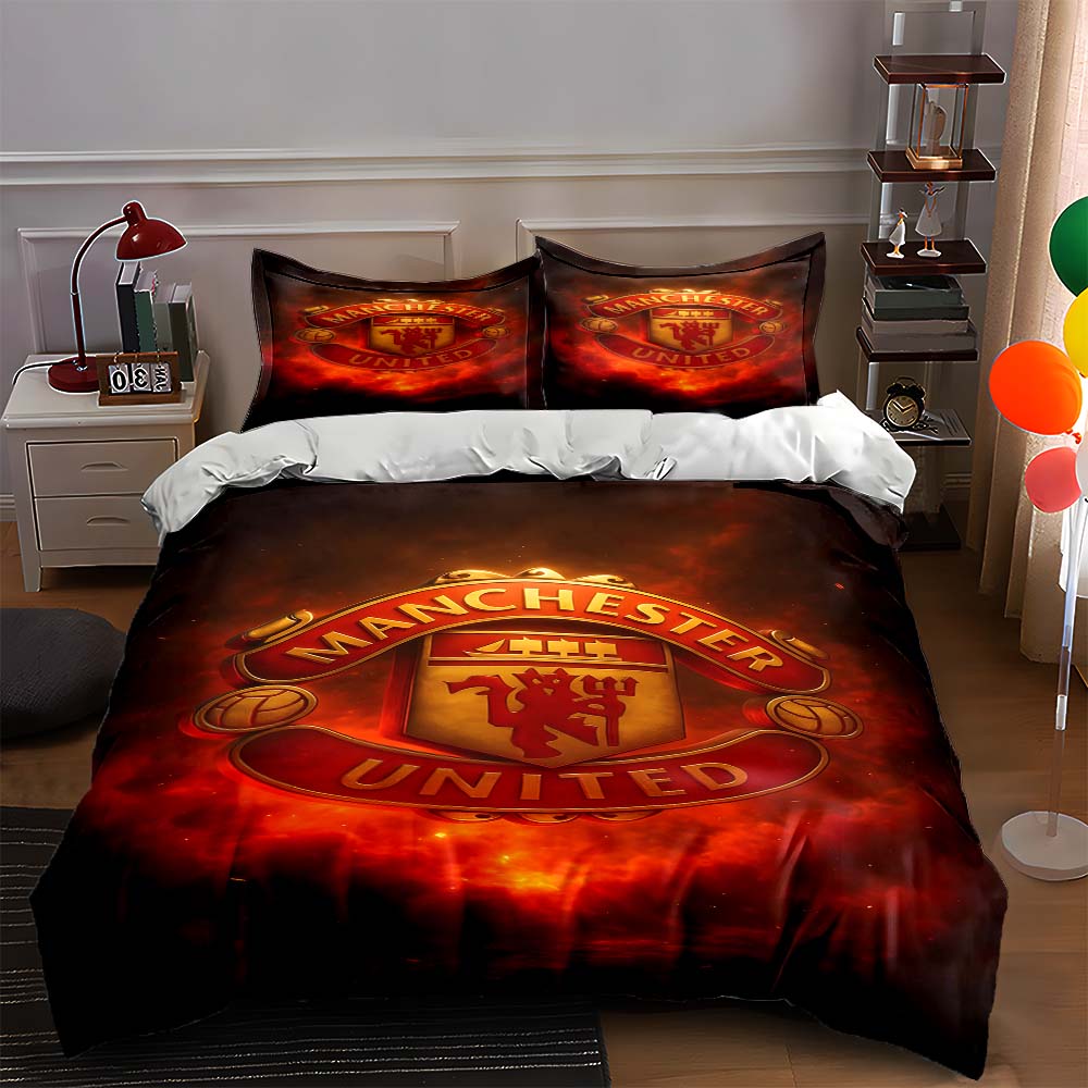 Manchester United logo. Bedding sets Duvet cover sets Duvet covers Pillowcases(1 * Duvet Cover 2 * Pillowcases, without duvet insert) 135x200cm
Manchester United logo. Bedding sets Duvet cover sets Duvet covers Pillowcases(1 * Duvet Cover 2 * Pillowcases, without duvet insert) 135x200cm