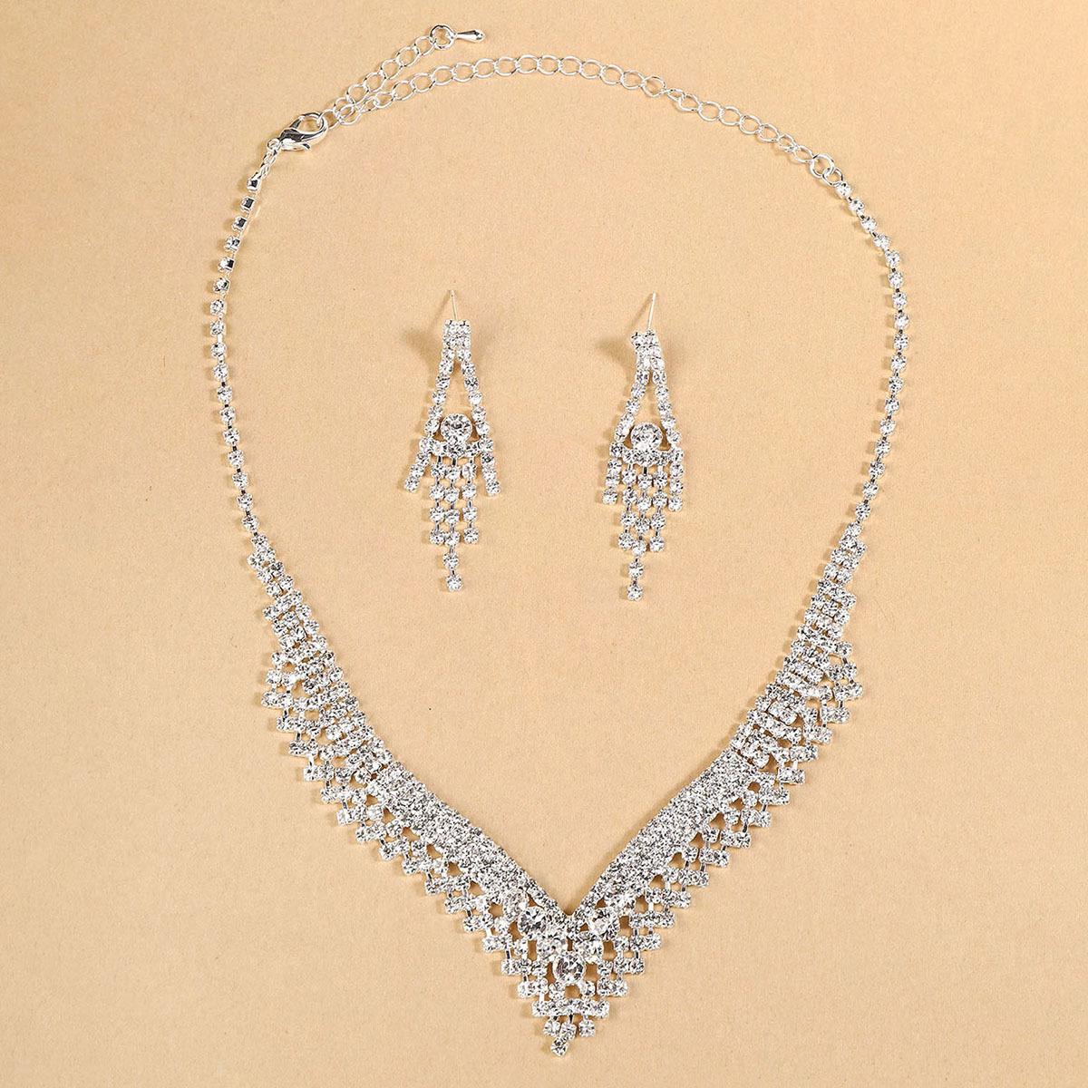 Женские модные серьги, ожерелье из двух частей, комплект из цепочки с когтями, полный бриллиант, свадебный подарок на день рождения
Женские модные серьги, ожерелье из двух частей, комплект из цепочки с когтями, полный бриллиант, свадебный подарок на день рождения