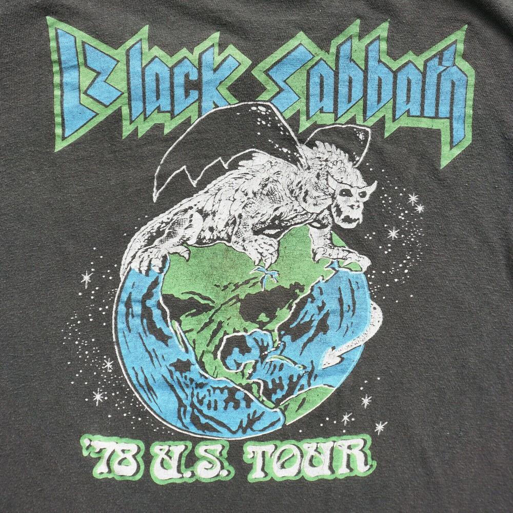 1978 BLACCK SABBATH TOUR Short Sleeve Black Men S-234XL T-shirt ND052 Unisex T-Shirt XXXXL
1978 BLACCK SABBATH TOUR Short Sleeve Black Men S-234XL T-shirt ND052 Unisex T-Shirt XXXXL