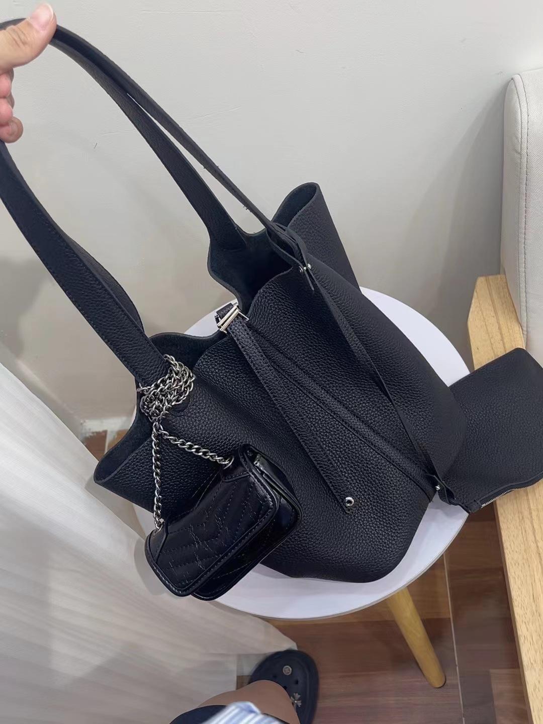 Сумка Новая Сумка-ведро Корзина для овощей Женская сумка Кожаная Сумка-тоут Большая На плечо Под мышкой Премиум Класса 18.5*26*22cm
Сумка Новая Сумка-ведро Корзина для овощей Женская сумка Кожаная Сумка-тоут Большая На плечо Под мышкой Премиум Класса 18.5*26*22cm