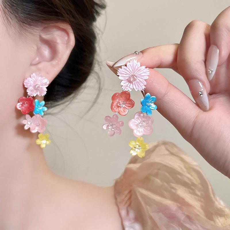Resin flower color long fringed earrings fresh and sweet dopamine stud earrings fashion versatile earrings women
Resin flower color long fringed earrings fresh and sweet dopamine stud earrings fashion versatile earrings women
