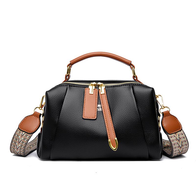 Women s bag new women s bag contrasting color women s hand shoulder pillow bag soft leather diagonal span locomotive bag чорний
Women s bag new women s bag contrasting color women s hand shoulder pillow bag soft leather diagonal span locomotive bag чорний