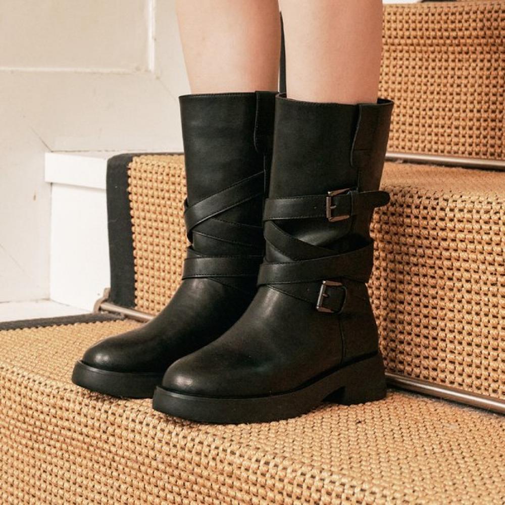 Elizabeth Stewart Biker Buckle Boots Ebal157724 blacks/235
Elizabeth Stewart Biker Buckle Boots Ebal157724 blacks/235