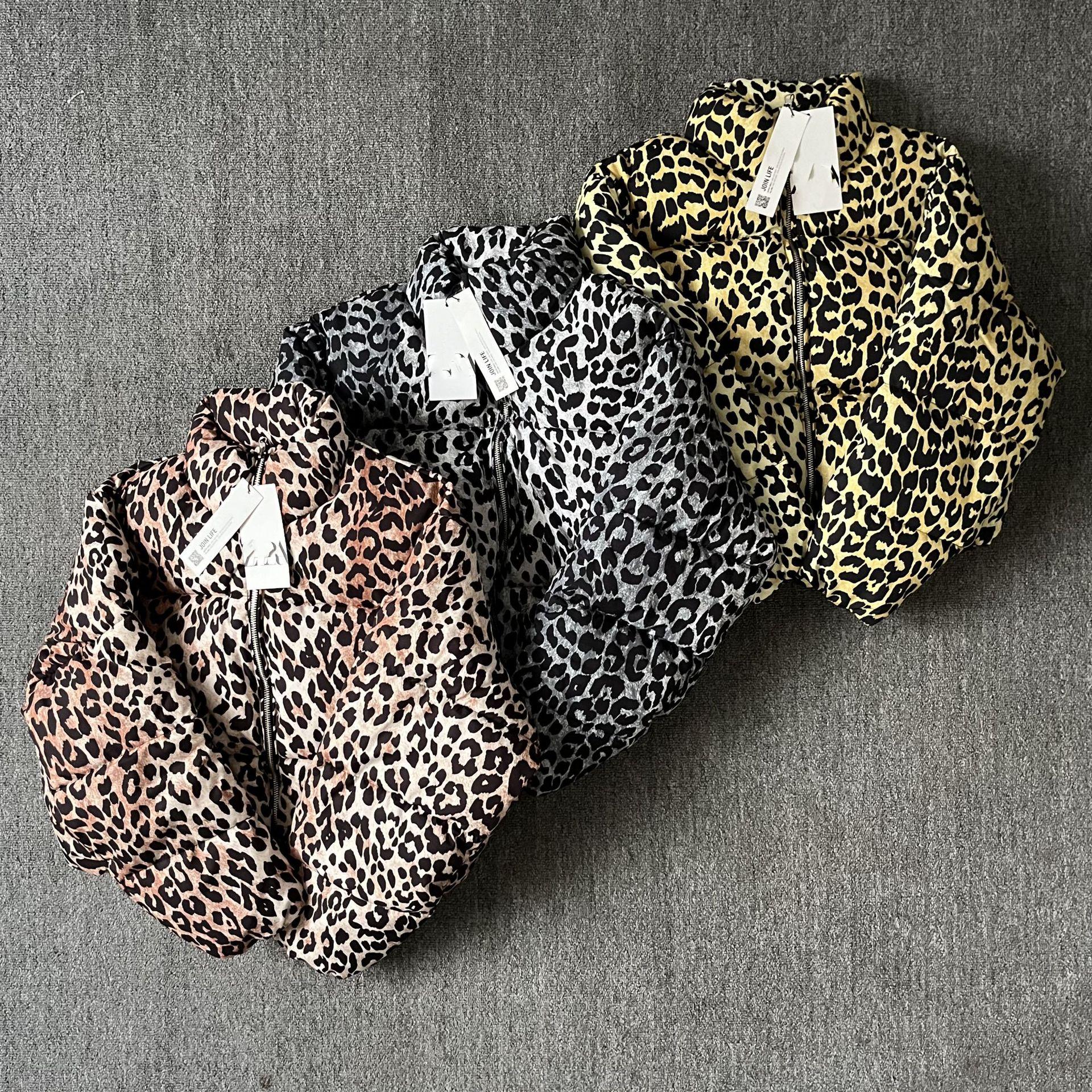 PB&ZA Women s 2024 Autumn/Winter Leopard Print Padded Jacket Medium лимонно-жовтий колір
PB&ZA Women s 2024 Autumn/Winter Leopard Print Padded Jacket Medium лимонно-жовтий колір