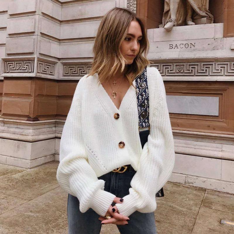 Autumn V-neck Fashion Knitted Cardigan Sweater Solid Color Women Fashion Loose Casual Simple Coats Elegant Buttons Outer Long Sleeve Clothing One Size
Autumn V-neck Fashion Knitted Cardigan Sweater Solid Color Women Fashion Loose Casual Simple Coats Elegant Buttons Outer Long Sleeve Clothing One Size