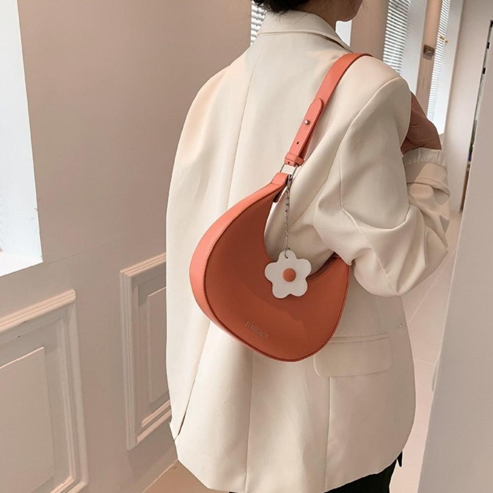 Large Capacity Half-moon Bag Flower Pendant Women Underarm Bag Flower Shoulder Bag Streetwear синій
Large Capacity Half-moon Bag Flower Pendant Women Underarm Bag Flower Shoulder Bag Streetwear синій