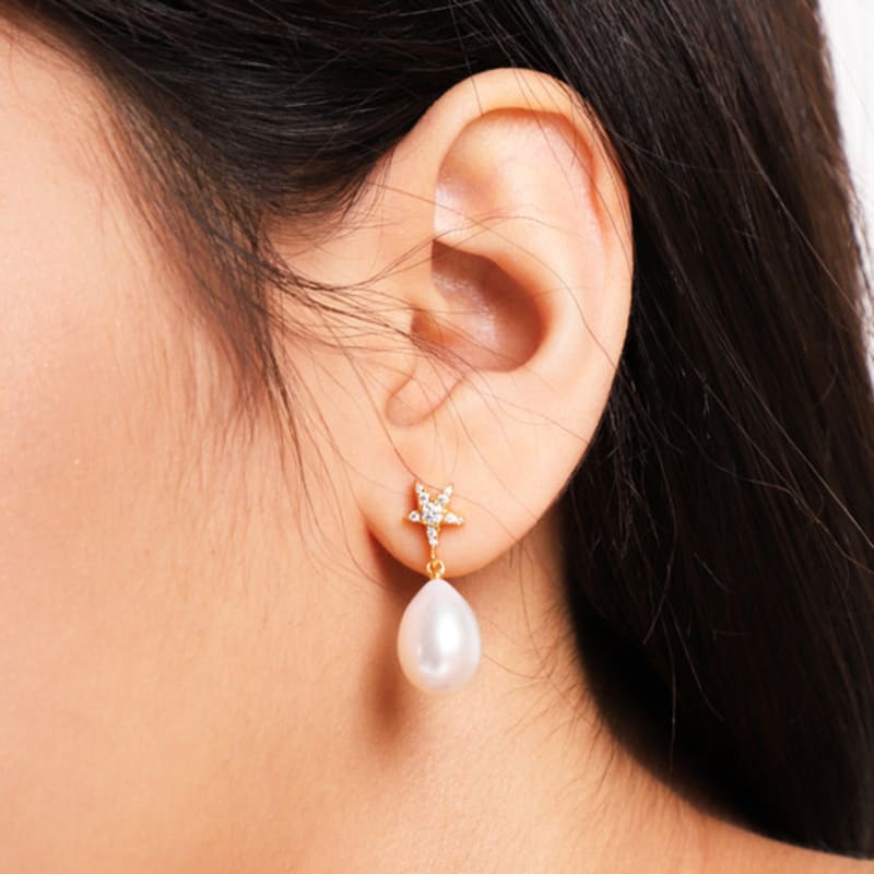 dfarbe gold moissanite natural pearl stellar stud earrings fre
dfarbe gold moissanite natural pearl stellar stud earrings fre