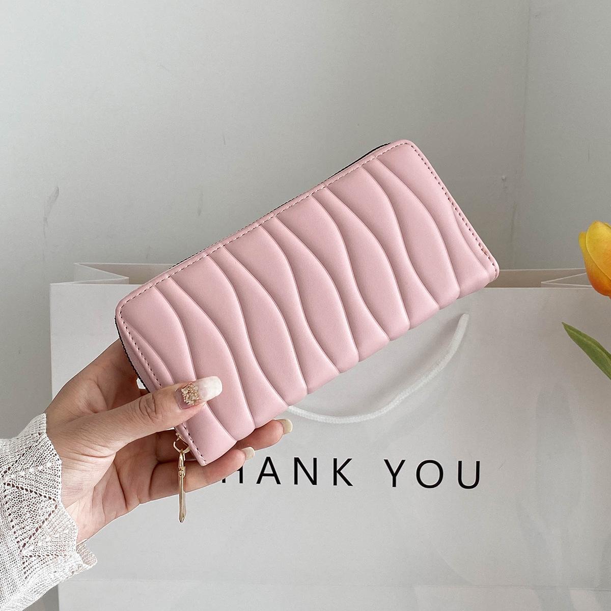 2026 New Women s European & American Fashion PU Embossed Medium-Length Wallet Clutch - Trendy Coin & Phone Bag
2026 New Women s European & American Fashion PU Embossed Medium-Length Wallet Clutch - Trendy Coin & Phone Bag