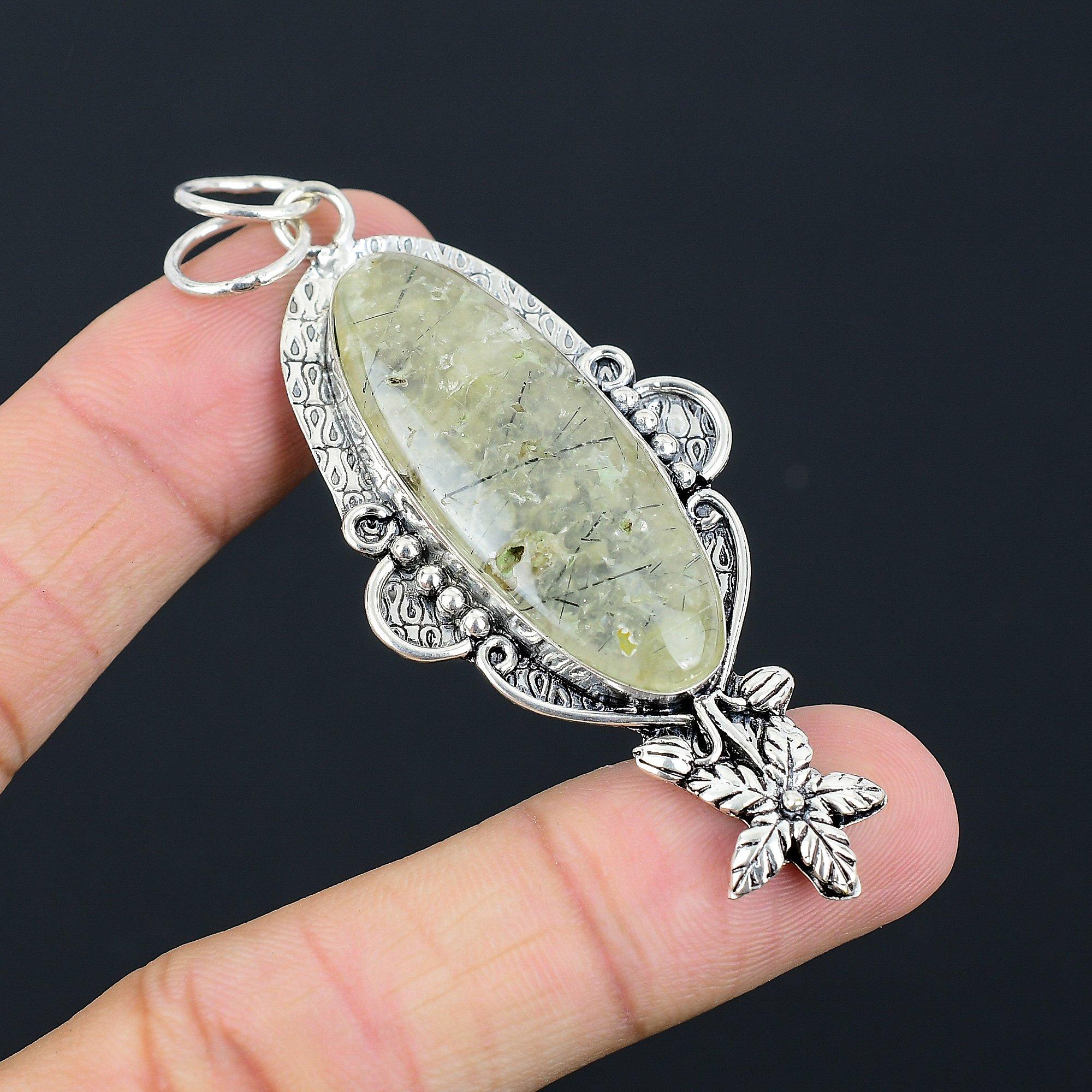 Friendship Day Deal 925 Silver Moss Prehnite Gemstone Flower New Pendant Jewelry
Friendship Day Deal 925 Silver Moss Prehnite Gemstone Flower New Pendant Jewelry