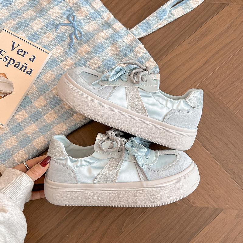 Gu Yun Korean version of platform-soled German training shoes for women s 2025 spring new retro breathable casual sports ugly cute big head shoes 40 синій
Gu Yun Korean version of platform-soled German training shoes for women s 2025 spring new retro breathable casual sports ugly cute big head shoes 40 синій