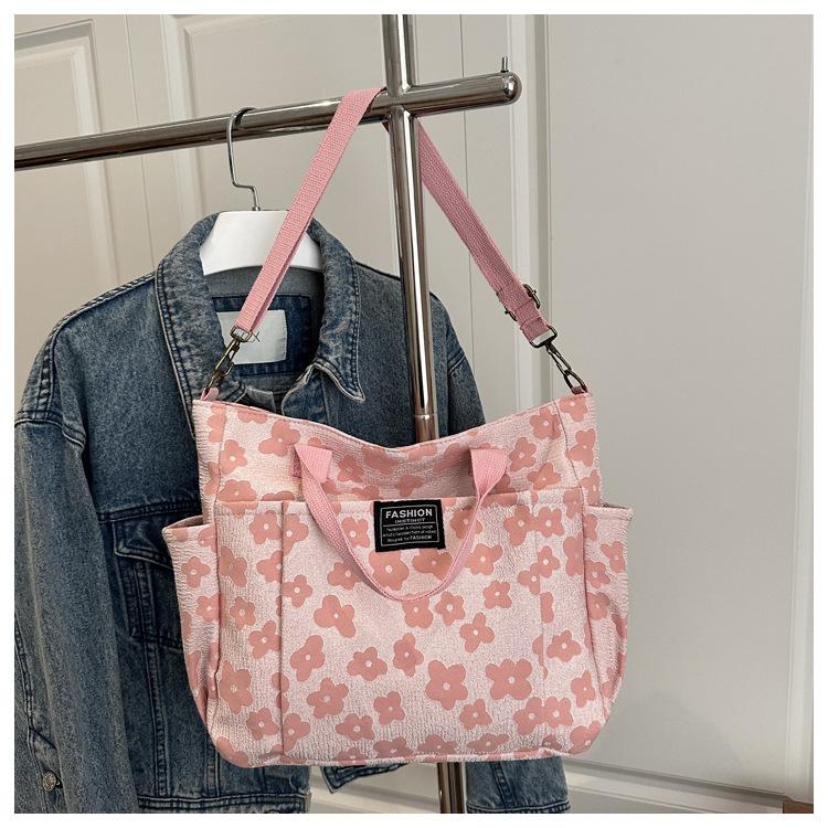 Stylish Comfortable Crossbody Bags for Women Multi Pocket Canvas Shoulder Bag Fashiable Student Versatile Texture Commuter Bag
Stylish Comfortable Crossbody Bags for Women Multi Pocket Canvas Shoulder Bag Fashiable Student Versatile Texture Commuter Bag