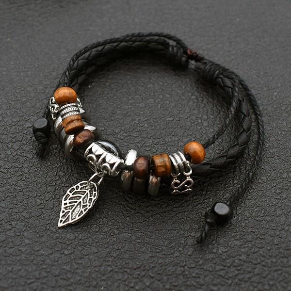 Vintage Multi-Layer Hand-Woven Leather Bracelet, Leaf Pendant Design, Fashion Jewelry Accessory for Men and Women
Vintage Multi-Layer Hand-Woven Leather Bracelet, Leaf Pendant Design, Fashion Jewelry Accessory for Men and Women