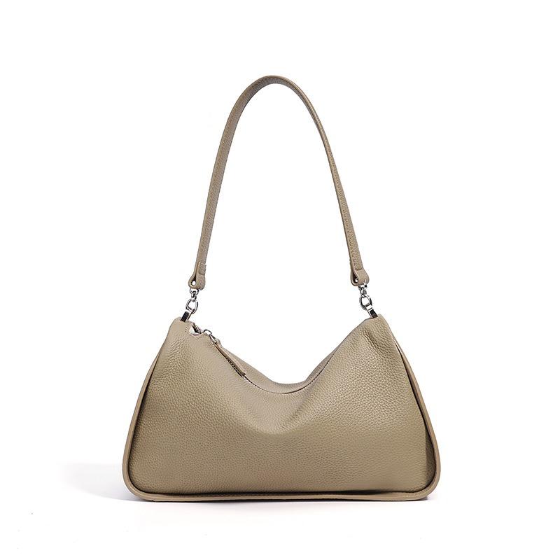 Сумка женская новая из первого слоя коровьей кожи кроссбоди сумка-подушка женская нишевая для поездок на работу высококлассная простая кожаная сумка через плечо
Сумка женская новая из первого слоя коровьей кожи кроссбоди сумка-подушка женская нишевая для поездок на работу высококлассная простая кожаная сумка через плечо