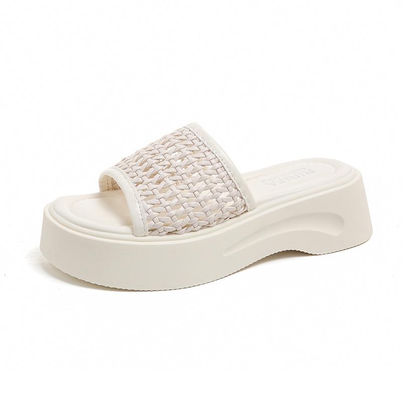 Модные крутые тапочки женские носят летом, на толстой подошве-маффин, шлепанцы на одно слово, трендовые и повседневные полые пляжные туфли женские 35