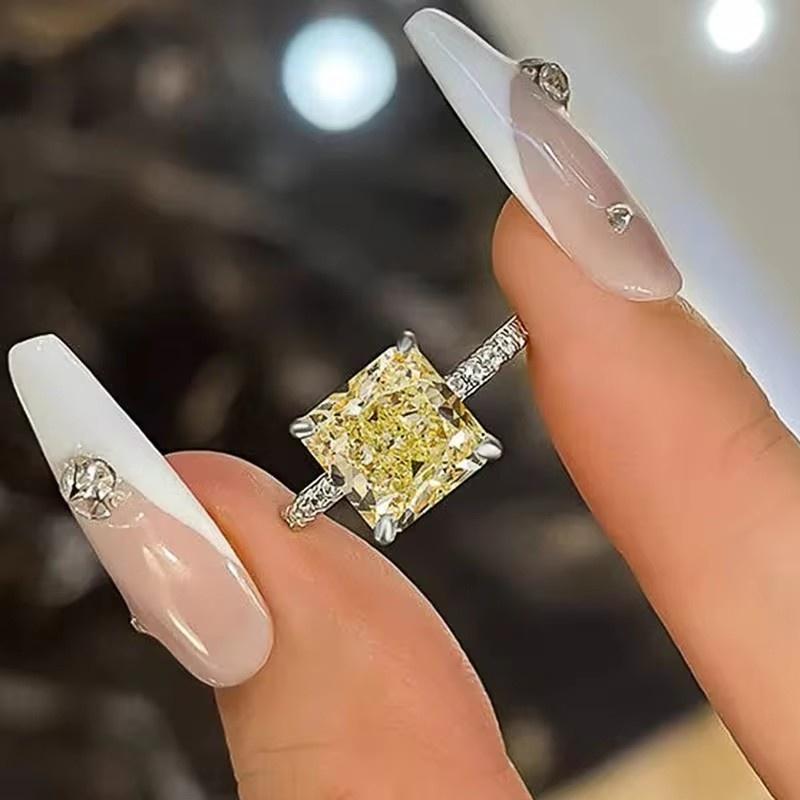 CAOSHI Versatile Luxury Rings for Women Bright Princess Yellow Cubic Zirconia Wedding Engagement Graceful Zircon Accessories 10
CAOSHI Versatile Luxury Rings for Women Bright Princess Yellow Cubic Zirconia Wedding Engagement Graceful Zircon Accessories 10