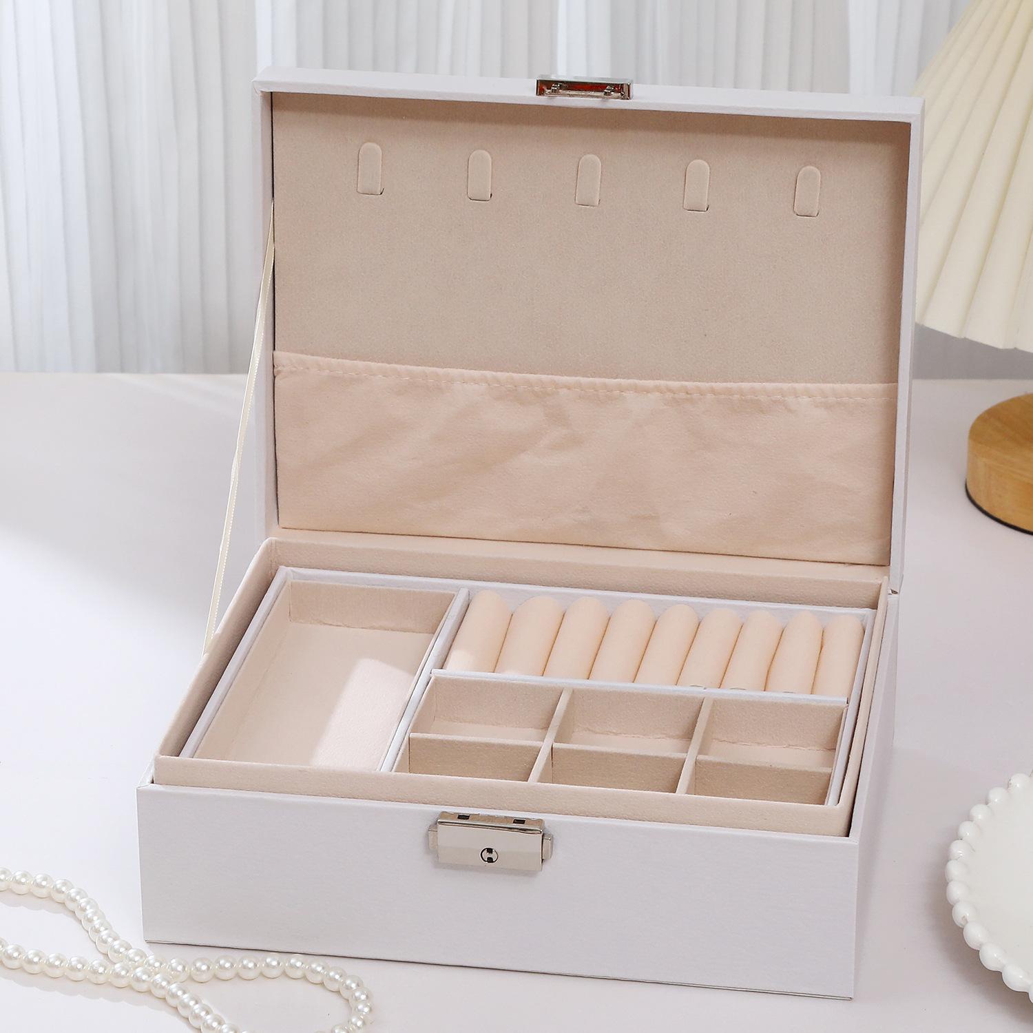 Desktop Jewelry Box Large Capacity Double-layered Jewelry Storage Box Ring Necklace Earrings Organizer Box Leather Material белый
Desktop Jewelry Box Large Capacity Double-layered Jewelry Storage Box Ring Necklace Earrings Organizer Box Leather Material белый
