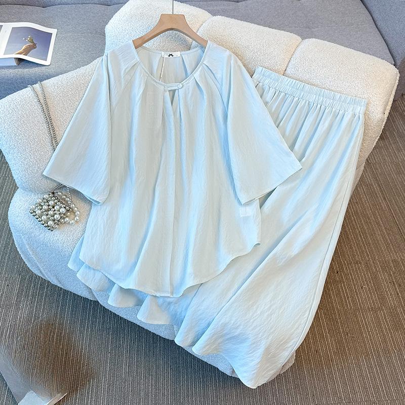 Новый летний модный и простой комплект с футболкой с коротким рукавом и юбкой с высокой талией для женщин размера плюс 6XL синий
Новый летний модный и простой комплект с футболкой с коротким рукавом и юбкой с высокой талией для женщин размера плюс 6XL синий