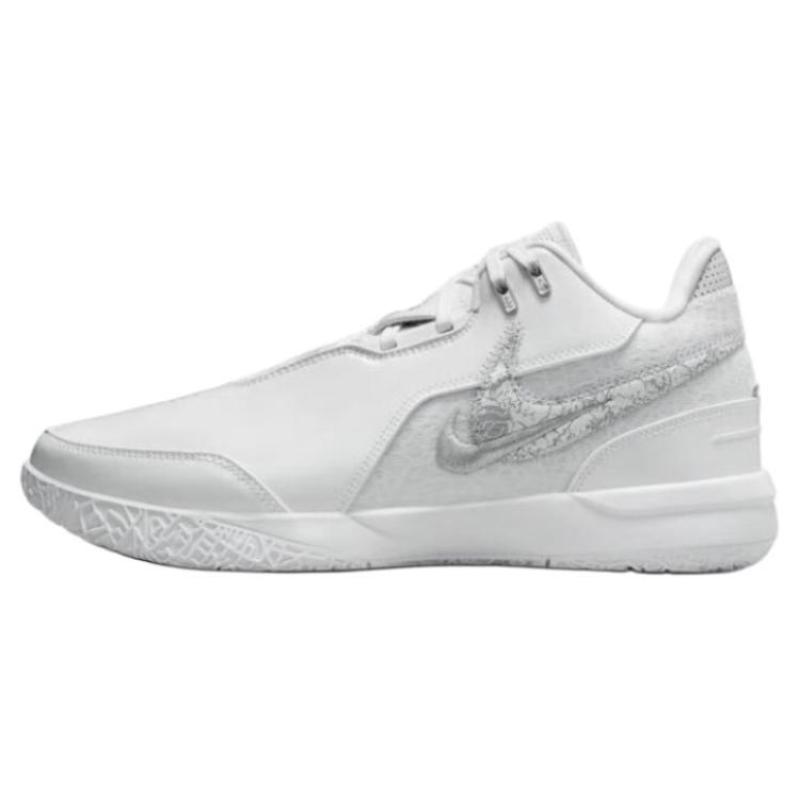 Nike LeBron NXXT Gen White Sneakers FJ1567-102 40.5 чистый белый
Nike LeBron NXXT Gen White Sneakers FJ1567-102 40.5 чистый белый