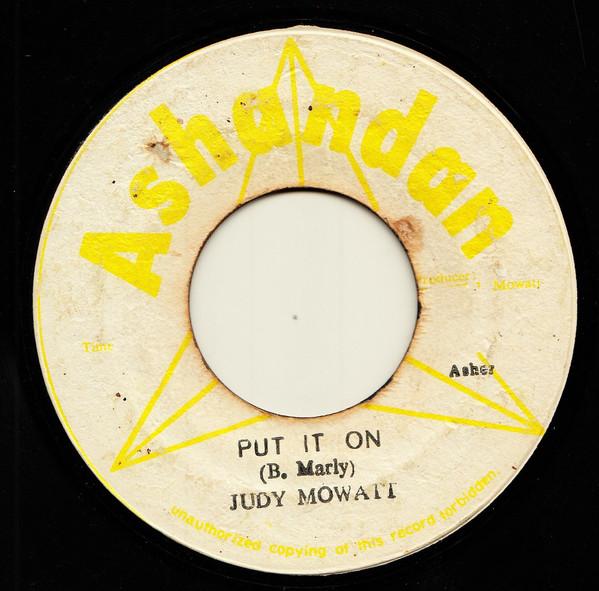 7inch Record JUDY MOWATT - Put It On none Ashandan 1978 Jamaica Reggae, Ska & Dub Used
7inch Record JUDY MOWATT - Put It On none Ashandan 1978 Jamaica Reggae, Ska & Dub Used