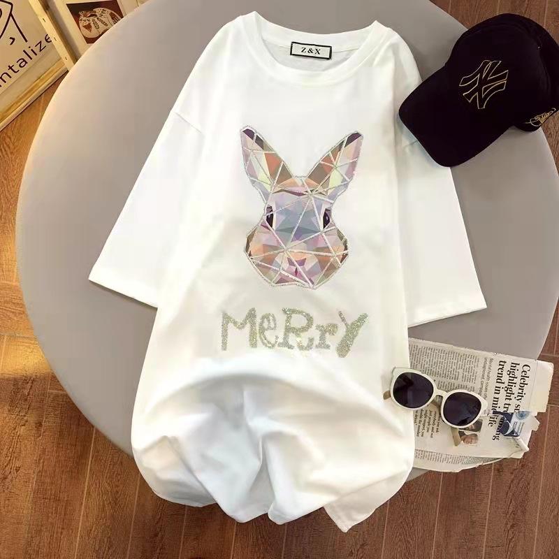 Женская футболка с коротким рукавом из чистого хлопка 200 г, с кромкой, с принтом горячих бриллиантов и кролика, летняя 2025, свободный модный топ с рукавом до локтя M белый
Женская футболка с коротким рукавом из чистого хлопка 200 г, с кромкой, с принтом горячих бриллиантов и кролика, летняя 2025, свободный модный топ с рукавом до локтя M белый