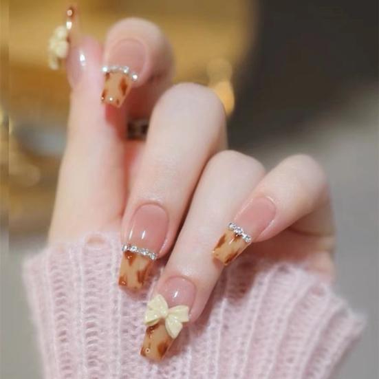 1 Set Fake Nails Half French Diy Nail Art Wearable Delicate Sparkling Non-fading Artificial Salon
1 Set Fake Nails Half French Diy Nail Art Wearable Delicate Sparkling Non-fading Artificial Salon