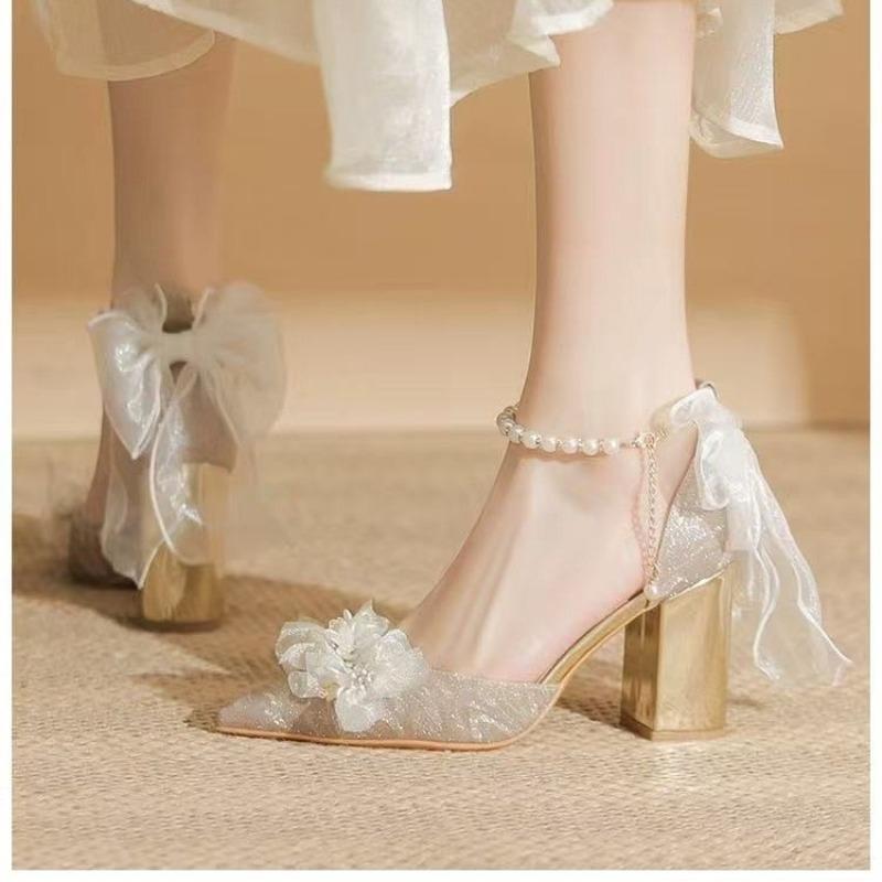 Baotou Chunky Sandals Summer New Pointy Shallow Mouth Sequin Flower Beaded Butterfly Knot Non-slip Wear Heels 40 шампанського
Baotou Chunky Sandals Summer New Pointy Shallow Mouth Sequin Flower Beaded Butterfly Knot Non-slip Wear Heels 40 шампанського