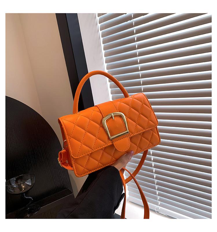 This year s popular fashion retro commuter bag women s 2024 autumn new casual bag niche single shoulder armpit bag помаранчевий
This year s popular fashion retro commuter bag women s 2024 autumn new casual bag niche single shoulder armpit bag помаранчевий