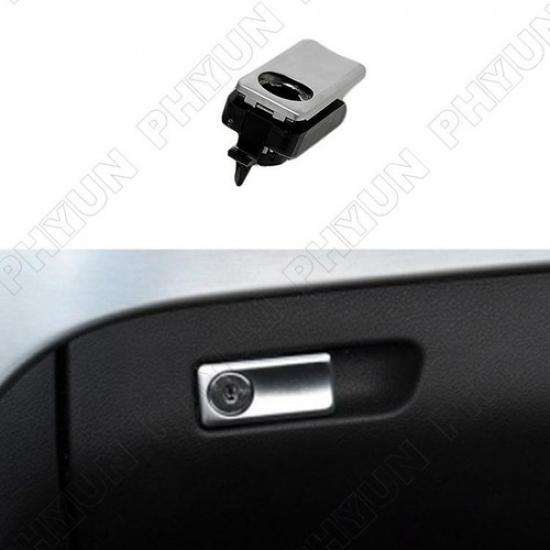 Car Glove Box Lock Lid Handle Latch Puller For MercedesBenz W166 ML GL GLE Class
Car Glove Box Lock Lid Handle Latch Puller For MercedesBenz W166 ML GL GLE Class
