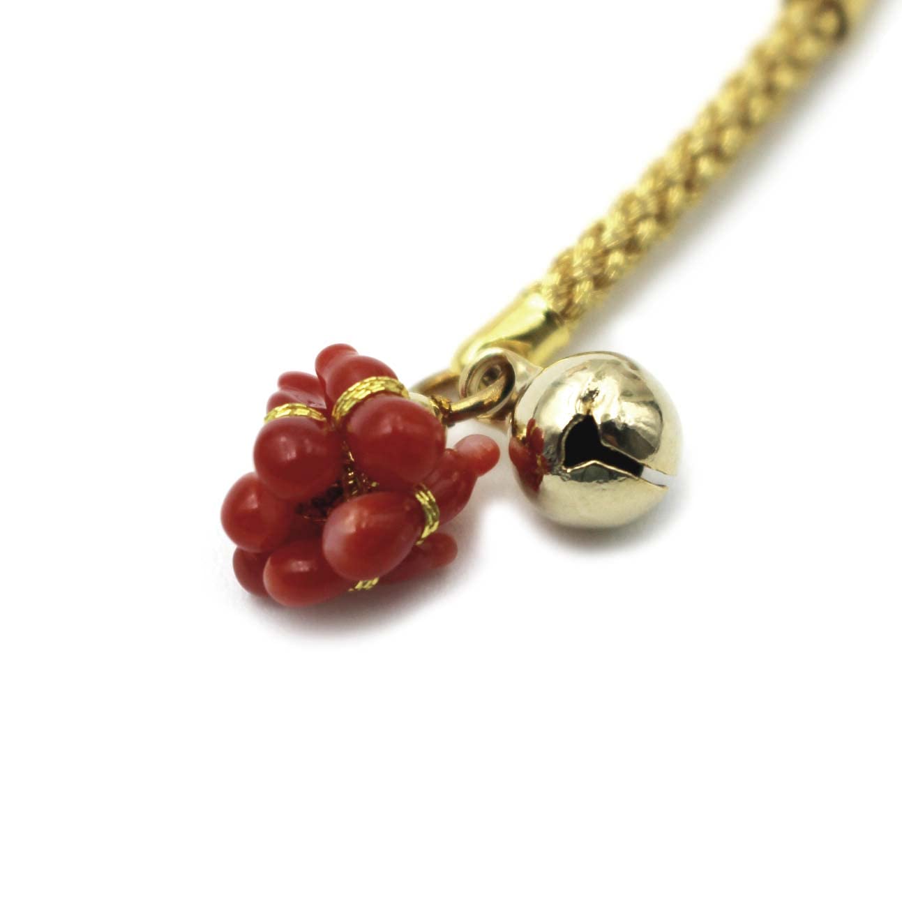 no coral netsuke A lucky charm made of six corals from Kochi Prefecture carved into the shape of a gourd Six gourds A prayer for good health Undyed
no coral netsuke A lucky charm made of six corals from Kochi Prefecture carved into the shape of a gourd Six gourds A prayer for good health Undyed