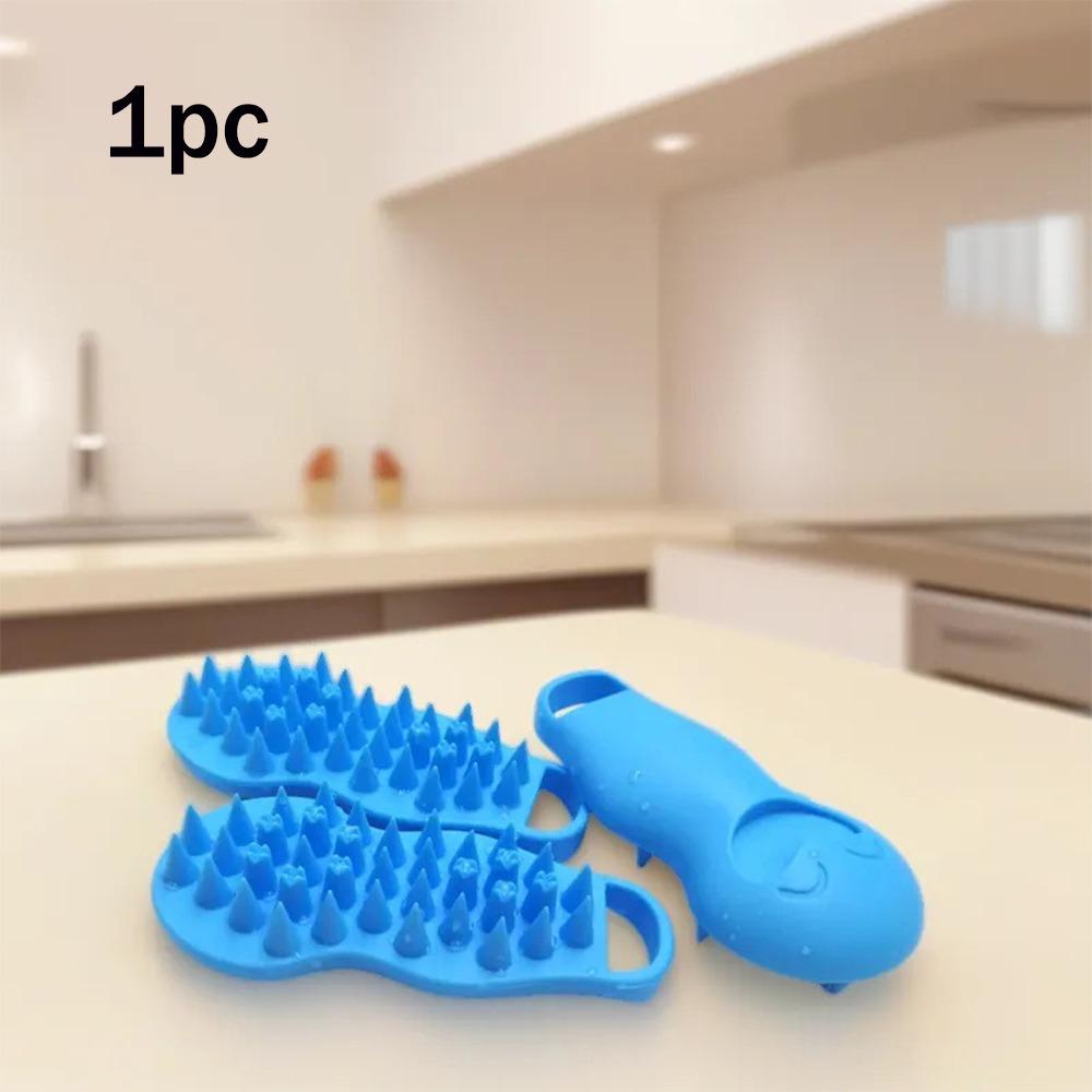 Pointed Teeth Cleaning Comb Soft and skin-friendly Silicone Shampoo Comb Girls
Pointed Teeth Cleaning Comb Soft and skin-friendly Silicone Shampoo Comb Girls