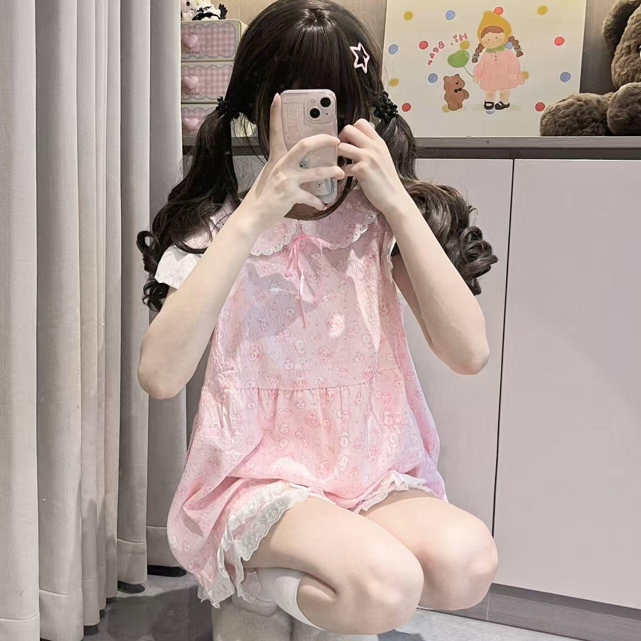 Internet celebrity new pink Kanahra rabbit girl pajamas summer doll collar short-sleeved shorts set loungewear S
Internet celebrity new pink Kanahra rabbit girl pajamas summer doll collar short-sleeved shorts set loungewear S