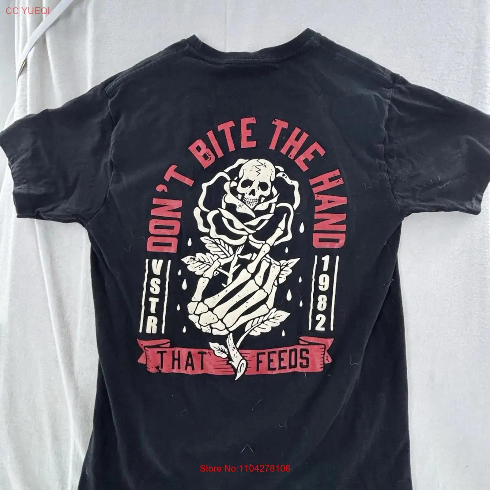 VSTR T Shirt Mens Black Size Medium M Dont Bite The Hand That Feeds vintage Washed designer clothes Soft streetwear Unisex 5XL різнокольоровий
VSTR T Shirt Mens Black Size Medium M Dont Bite The Hand That Feeds vintage Washed designer clothes Soft streetwear Unisex 5XL різнокольоровий