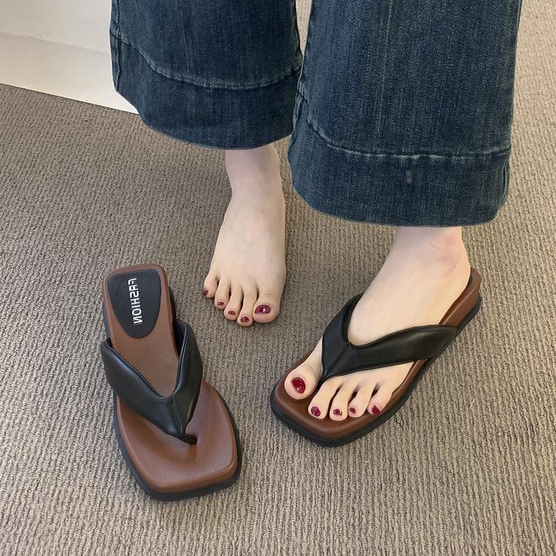 2025 spring and summer new square head light mouth thick heel temperament sandals fashion women s shoes pinch flip-flops 40 срібний
2025 spring and summer new square head light mouth thick heel temperament sandals fashion women s shoes pinch flip-flops 40 срібний