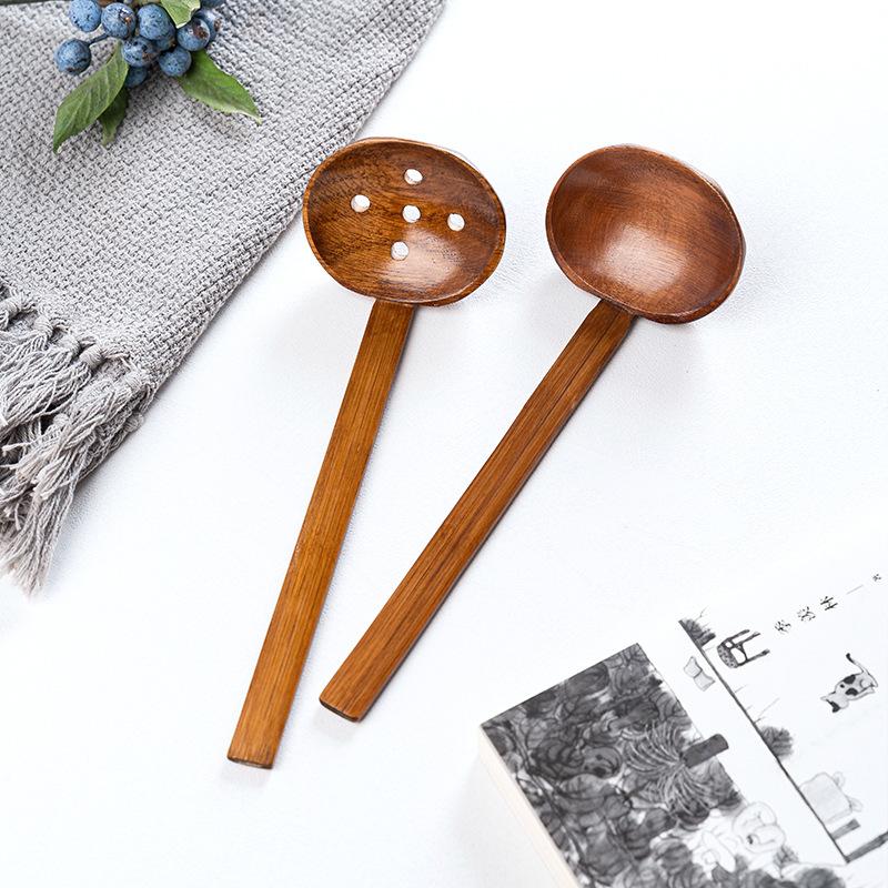 1pcs Ramen Soup Spoon Japanese Noodles Soup Spoon with Holes Wooden Large Spoon Tableware Restaurant Kitchen Cooking Utensils
1pcs Ramen Soup Spoon Japanese Noodles Soup Spoon with Holes Wooden Large Spoon Tableware Restaurant Kitchen Cooking Utensils
