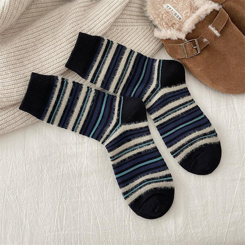 Thick Line Striped Color Blocking Contrast Imitation Mink Furry Socks Sweet Season Warm Women S Socks One size fits all чорний
Thick Line Striped Color Blocking Contrast Imitation Mink Furry Socks Sweet Season Warm Women S Socks One size fits all чорний
