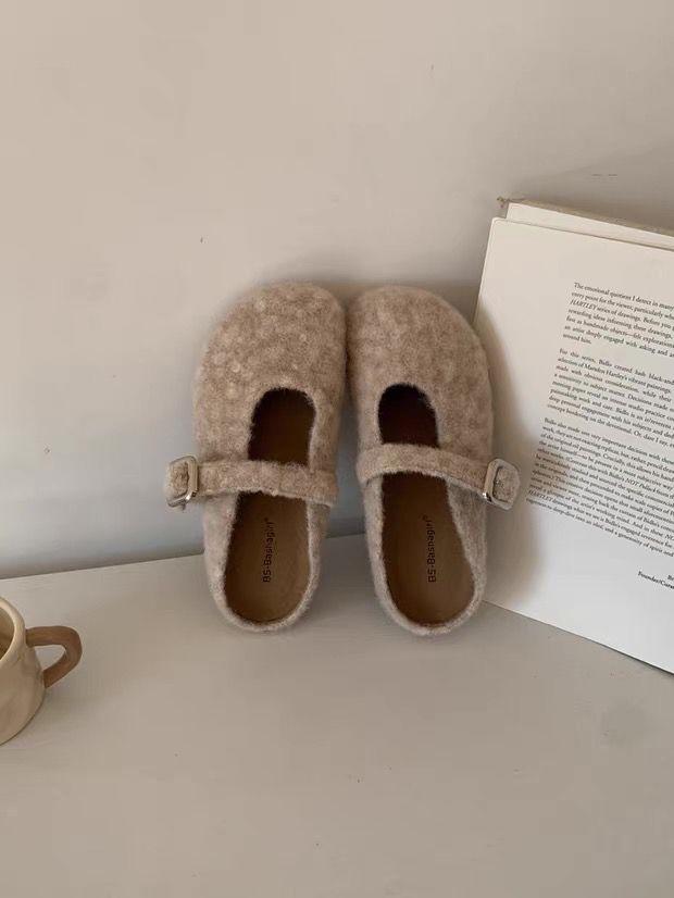 Модные женские тапочки из овечьей шерсти большого размера 43, зимняя обувь из овечьей шерсти, женские плоские хлопковые шлепанцы, домашние пантуфли, повседневные меховые мюли без задника 35
Модные женские тапочки из овечьей шерсти большого размера 43, зимняя обувь из овечьей шерсти, женские плоские хлопковые шлепанцы, домашние пантуфли, повседневные меховые мюли без задника 35