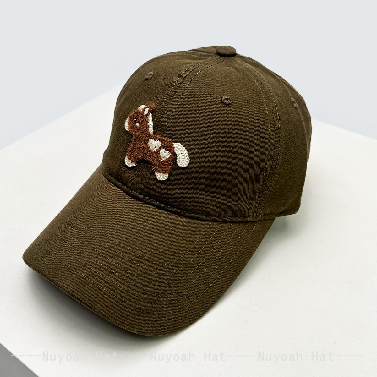 New Unisex Korean Cute Little Horse Baseball Hats Sunshade Cartoon Versatile Simple Peaked Caps Casual Fashion Preppy Style Ins 56-60cm
New Unisex Korean Cute Little Horse Baseball Hats Sunshade Cartoon Versatile Simple Peaked Caps Casual Fashion Preppy Style Ins 56-60cm