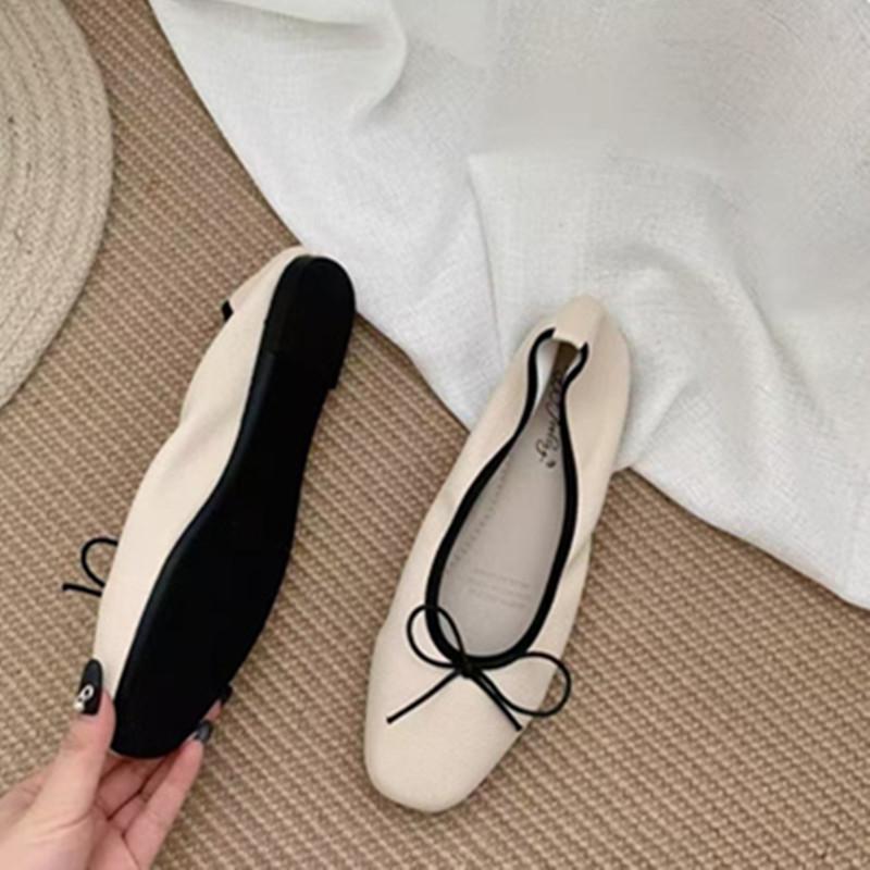 2025 spring and autumn new fashion versatile Korean small single shoes versatile square head bow grandma shoes soft leather 40
2025 spring and autumn new fashion versatile Korean small single shoes versatile square head bow grandma shoes soft leather 40