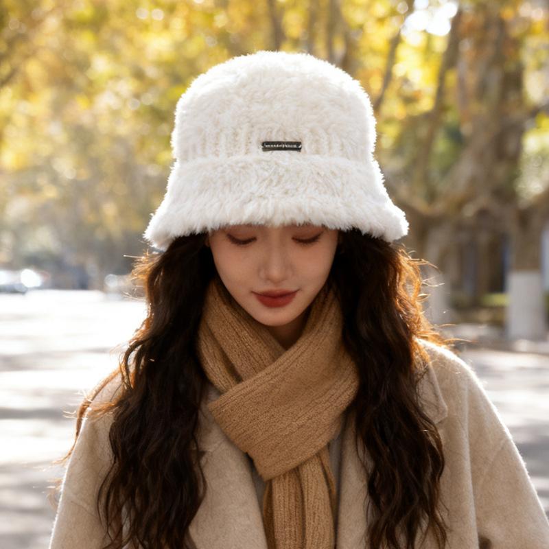 Cute pullover hat children autumn and winter Korean version windproof and warm ear protection small bucket hat M(56-58cm)
Cute pullover hat children autumn and winter Korean version windproof and warm ear protection small bucket hat M(56-58cm)