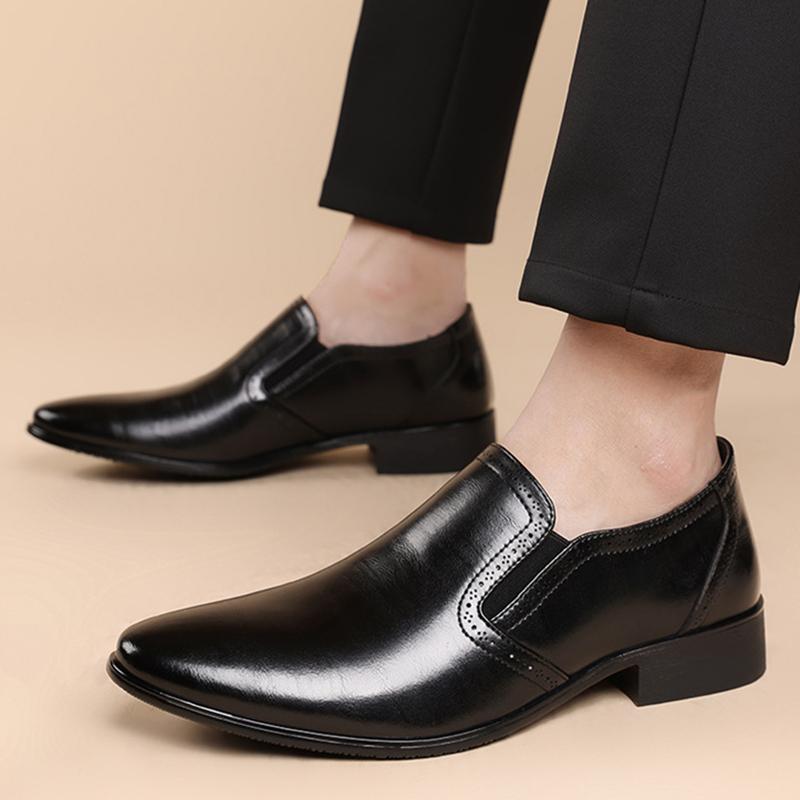Fashion Brand Designer Slip on Loafer New Pointed Toe Business Casual Shoes for Men Formal Wedding Dress Homecoming Footwear 38 чорний
Fashion Brand Designer Slip on Loafer New Pointed Toe Business Casual Shoes for Men Formal Wedding Dress Homecoming Footwear 38 чорний