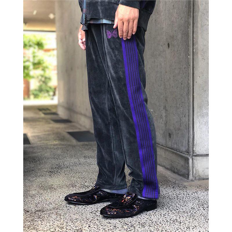 NEEDLES x AWGE Оксамитова куртка-метелик - Модний спортивний одяг на блискавці в японському стилі XL
NEEDLES x AWGE Оксамитова куртка-метелик - Модний спортивний одяг на блискавці в японському стилі XL