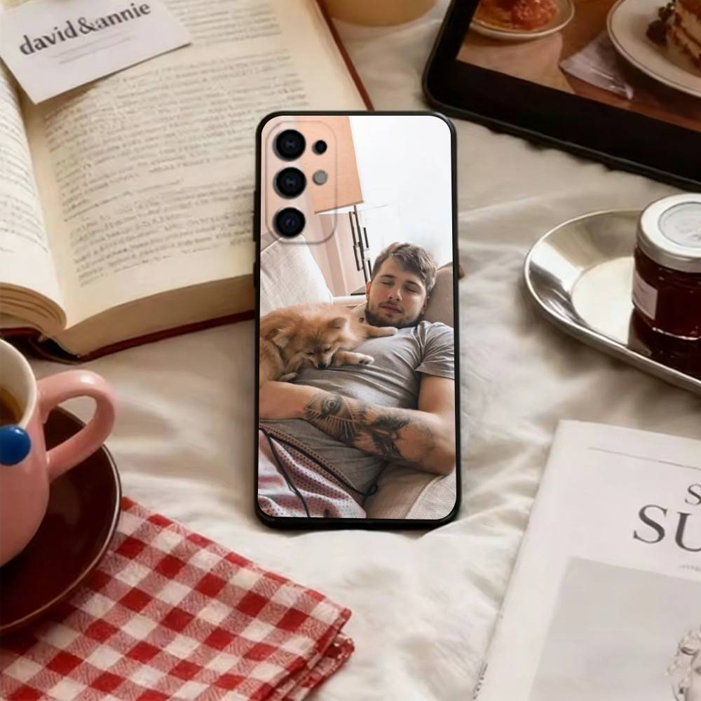 Luka Doncic Phone Case For Samsung S25,S24,S21,S22,S23,S30,Ultra,S20,Plus,Fe,Lite,Note,10,Soft Black Cover Samsung S24fe
Luka Doncic Phone Case For Samsung S25,S24,S21,S22,S23,S30,Ultra,S20,Plus,Fe,Lite,Note,10,Soft Black Cover Samsung S24fe