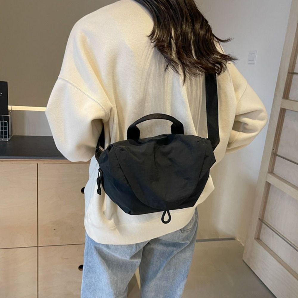 Large Capacity Canvas Crossbody Bag Sewing Thread Chest Bag Simple Nylon Shoulder Bag Outdoor вино красного
Large Capacity Canvas Crossbody Bag Sewing Thread Chest Bag Simple Nylon Shoulder Bag Outdoor вино красного