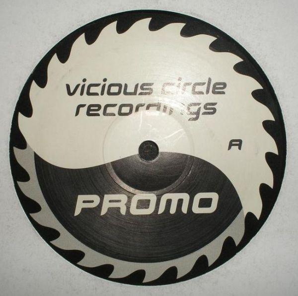 12inch Record INCISIONS - Beyond Motion VCR017 Vicious Circle 2002 UK Dance & Electronica Used
12inch Record INCISIONS - Beyond Motion VCR017 Vicious Circle 2002 UK Dance & Electronica Used